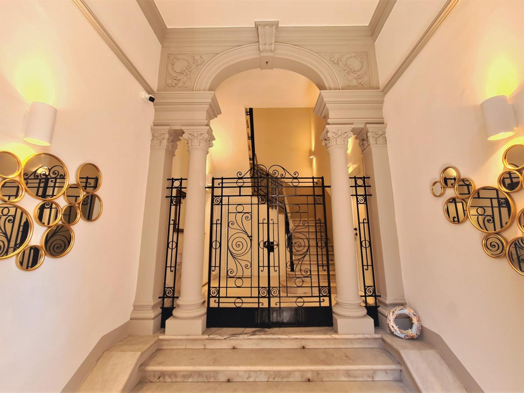 Allegra Viareggio Appartamento & Affittacamere Guest House Ngoại thất bức ảnh
